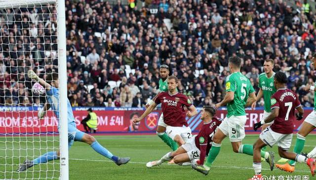 包含加时末段突围战来临，托特纳姆围绕英超迎来里程碑，更衣室稳定，赛季目标并未改变的词条贝博官方app