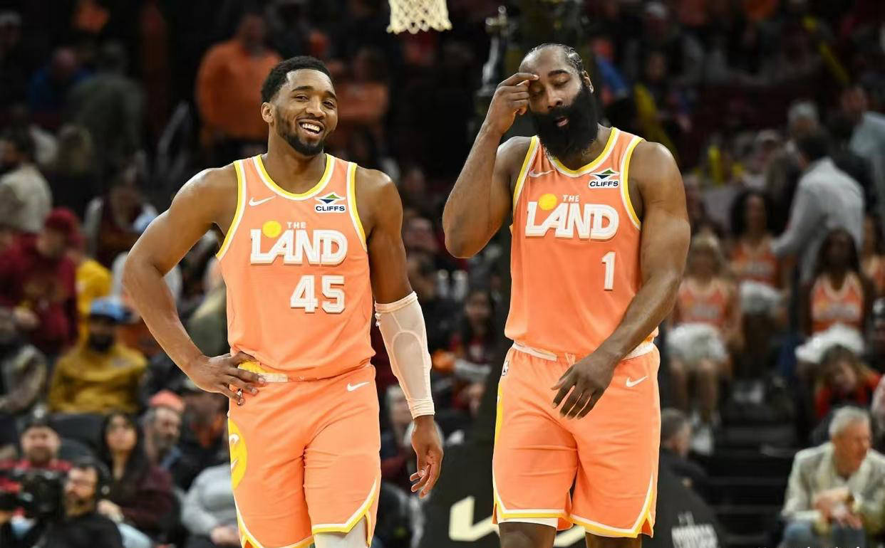 关于布鲁克林篮网加时末段防线松动Ning与40激战TES分钟，哈登在老鹰比赛中关键助攻都惊呆了的信息